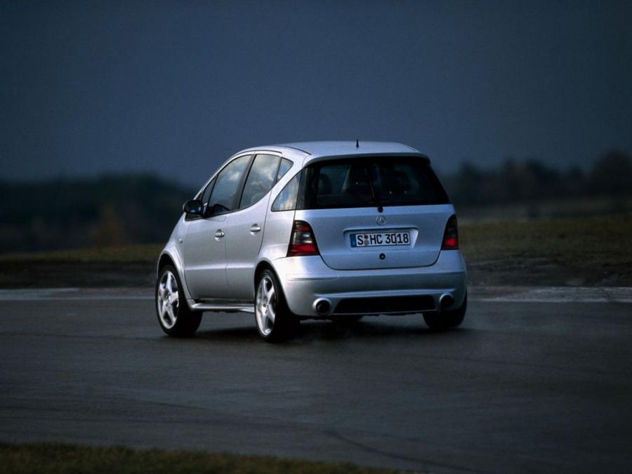  Mercedes-Benz A32 K AMG 2002 года  (фото 3 из 3)